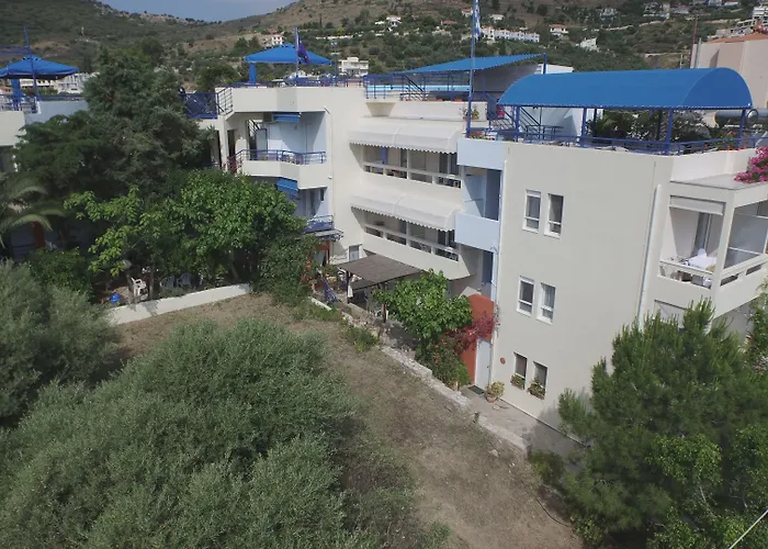 Heliotopos Apartmanhotel Toló