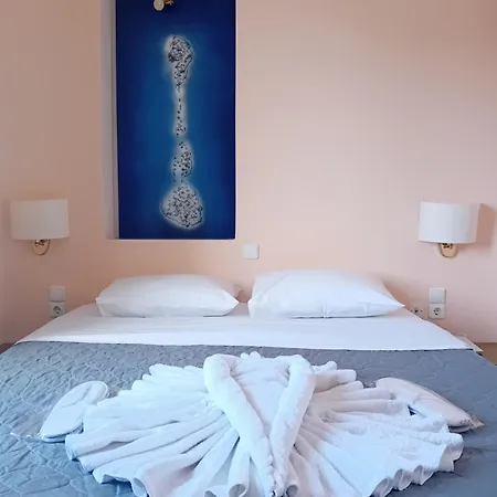 Heliotopos Apartmanhotel 2*