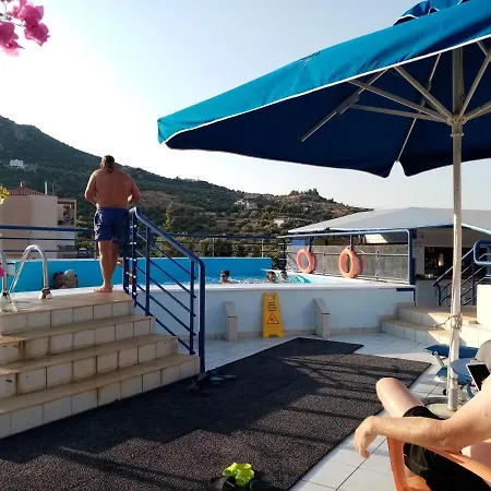 מלון דירות Heliotopos 3*